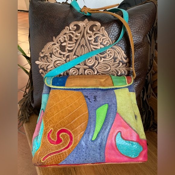 Sharif Vintage Leather Croc Patchwork Embossed 80s crossbody Bag - Picture 7 of 10